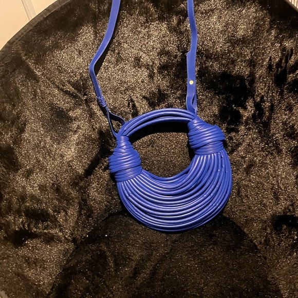 Adorable blue mini rope bag - - Picture 2 of 6